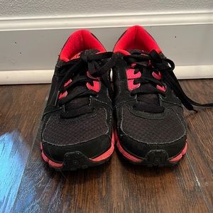 Womens Nike sneakers